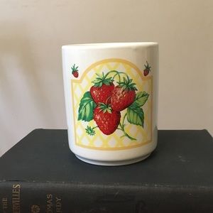 🍓Cute vintage strawberry cup mug or planter 90s